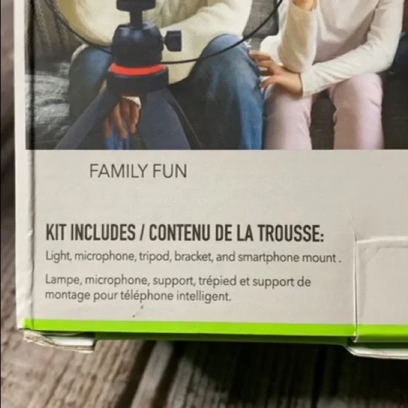 VLOGGING Kit Brand New Never Used - Picture 2 of 4